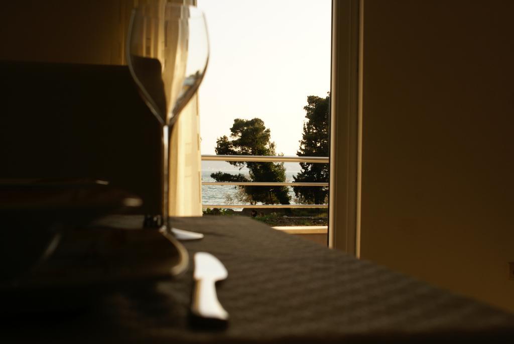 Apartments Villa Vetma Kastela Oda fotoğraf
